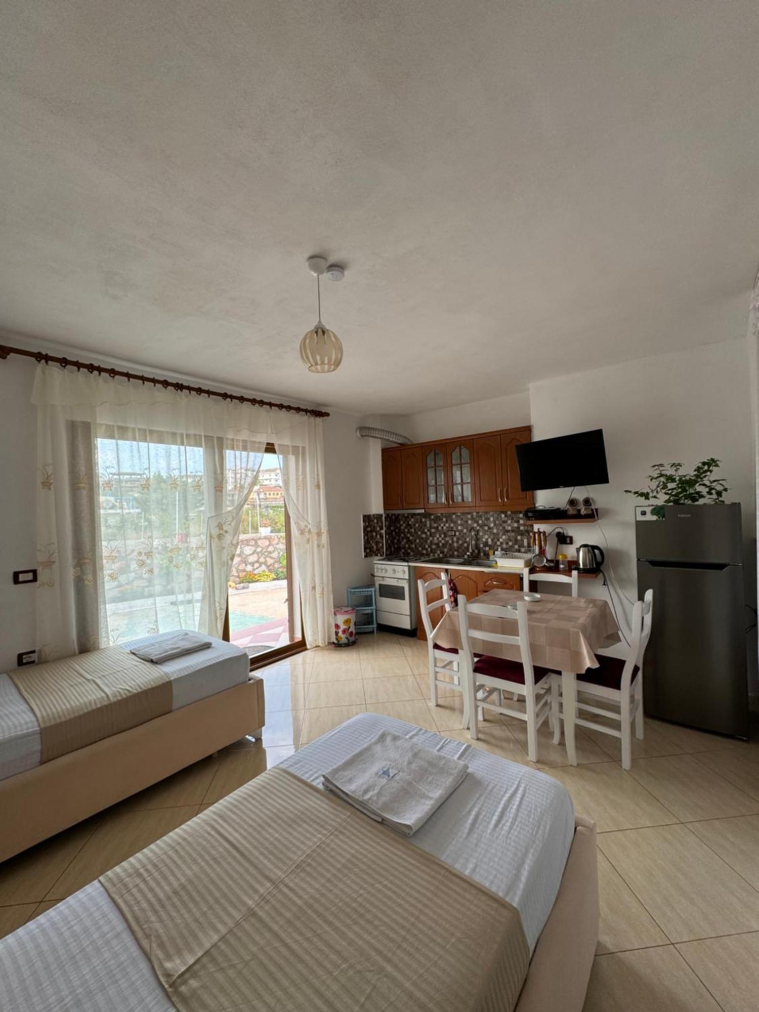 Teo Apartment Sarande Exterior photo